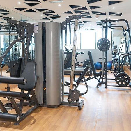 דובאי Sky View Tower Apartments מראה חיצוני תמונה