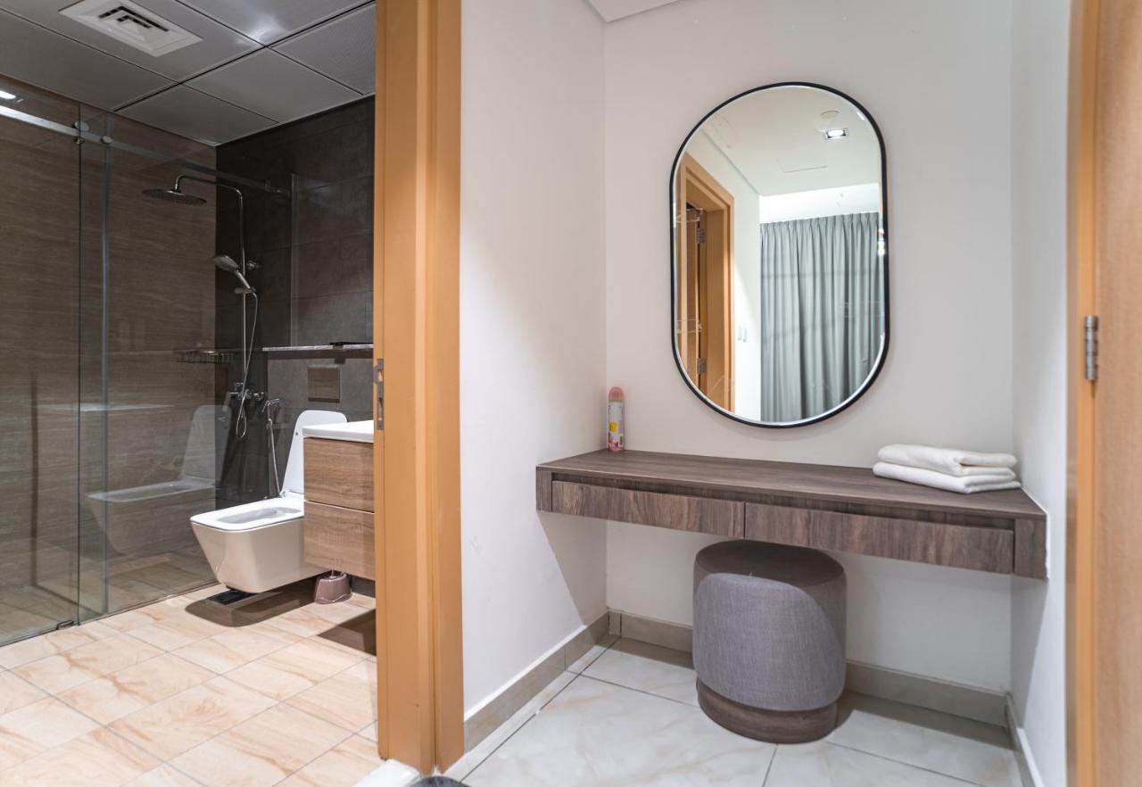 דובאי Sky View Tower Apartments מראה חיצוני תמונה